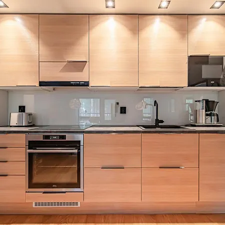 Levillas Levin Cranberry C26 Levi