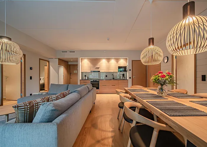 Levillas Levin Cranberry C26 Levi