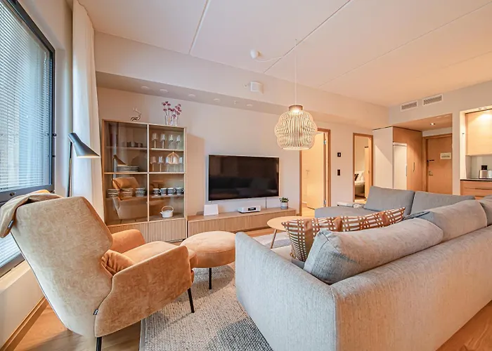 Levillas Levin Cranberry C26 * Levi