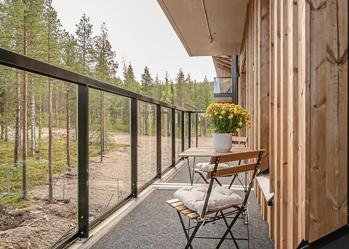 Levillas Levin Cranberry C26